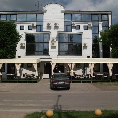 Villa Milano Kovin Exterior foto