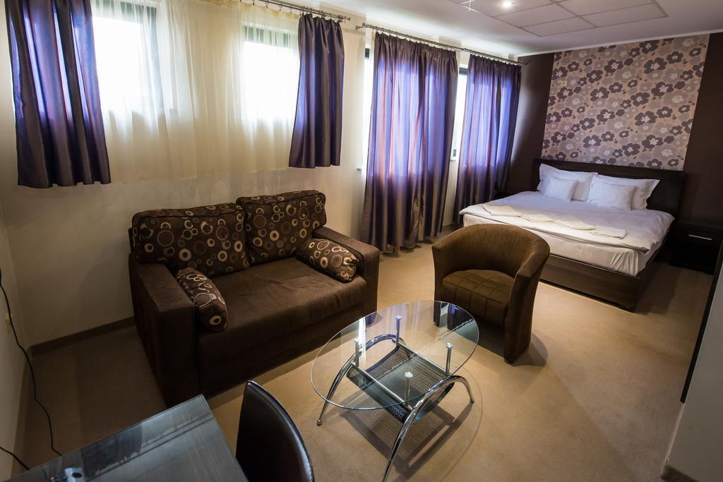 Villa Milano Kovin Quarto foto
